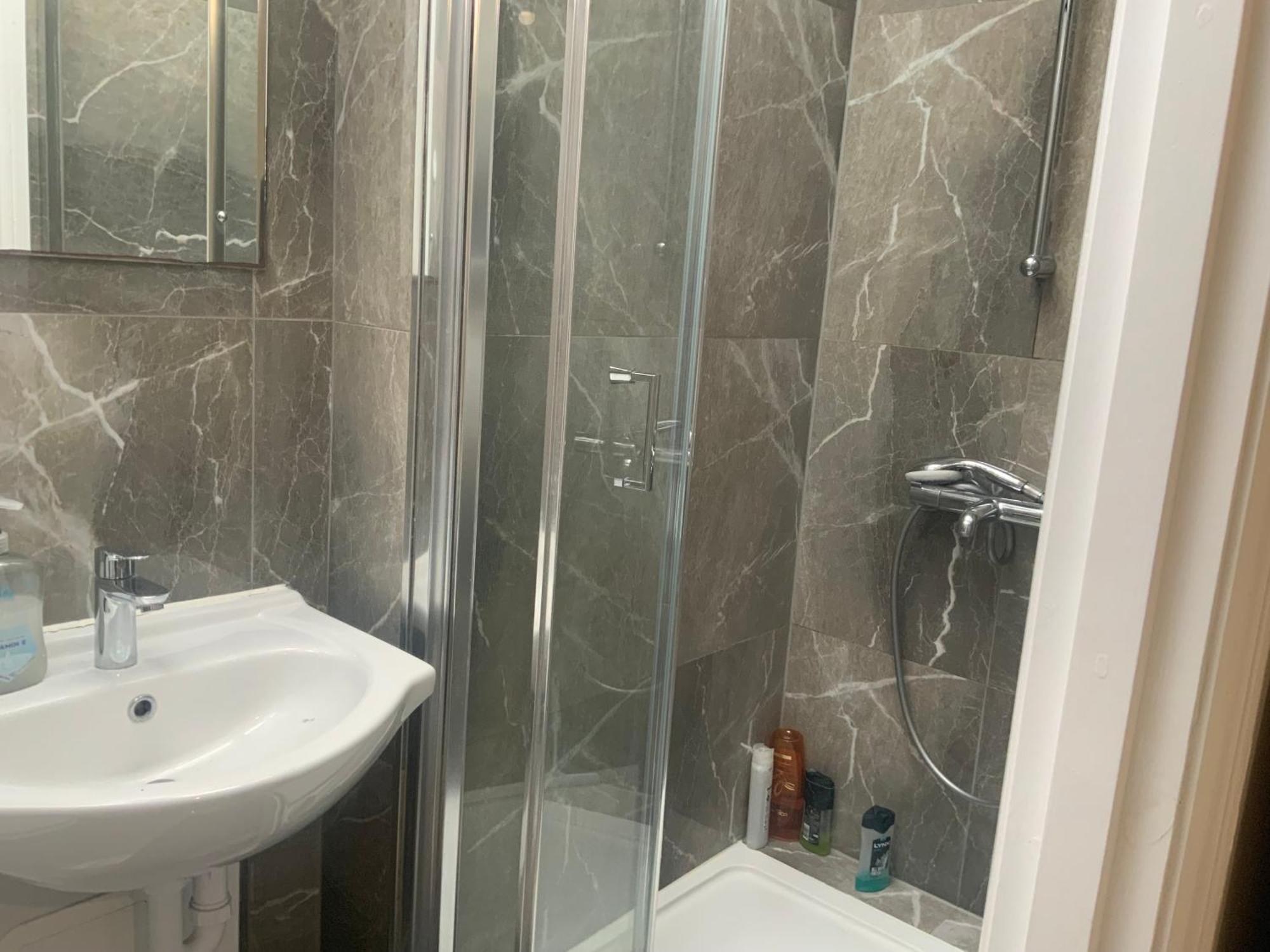 The London En-Suite Илфорд Экстерьер фото