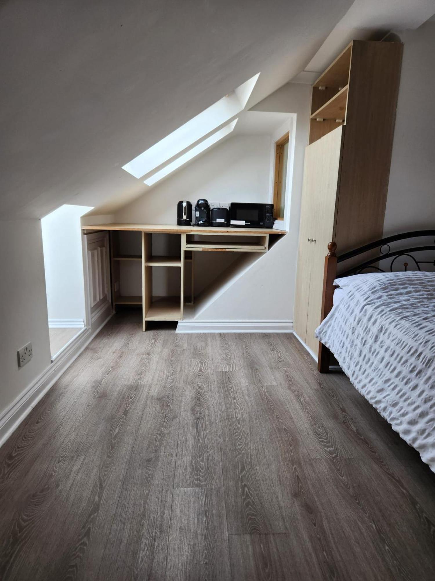 The London En-Suite Илфорд Экстерьер фото