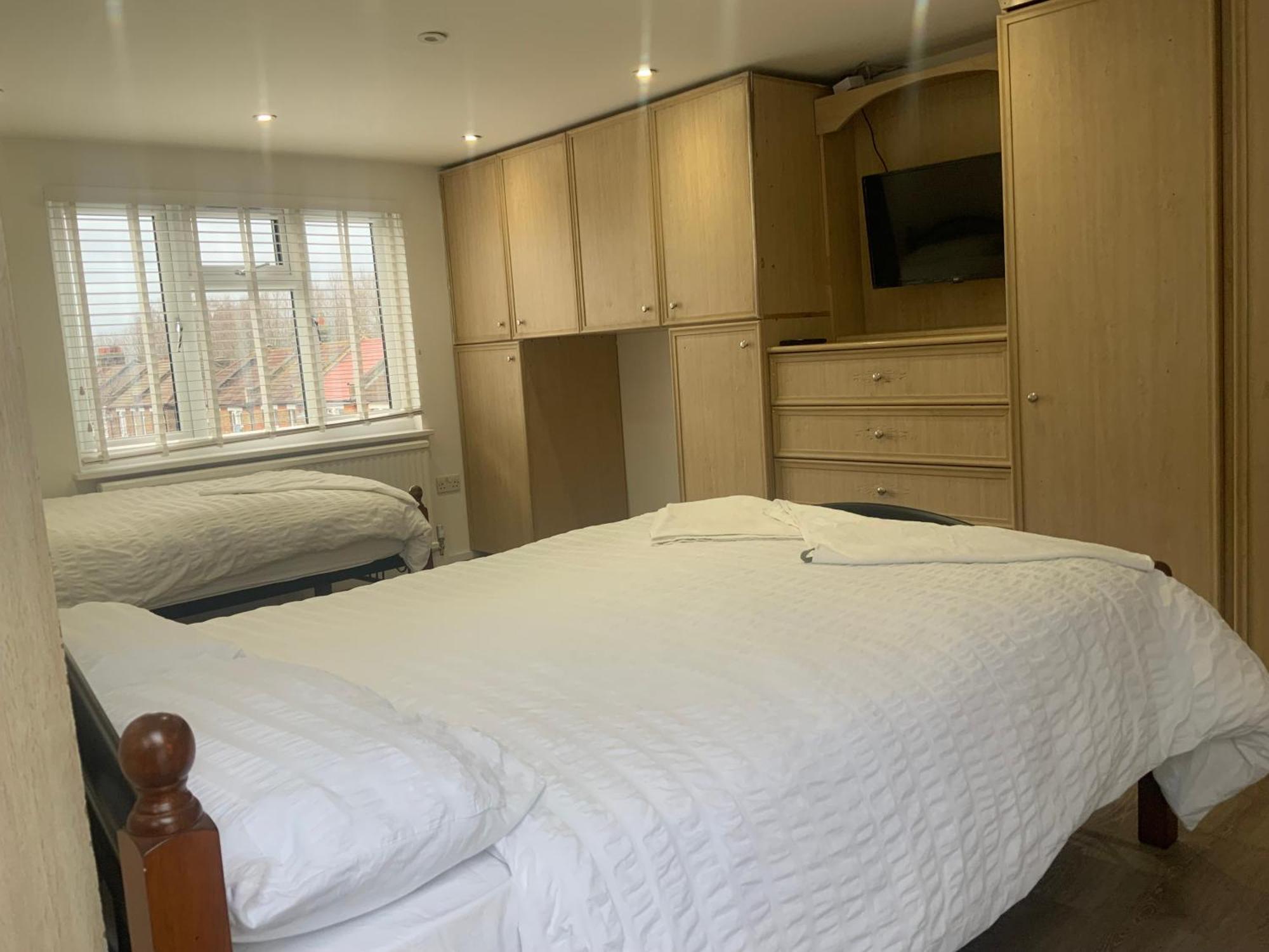 The London En-Suite Илфорд Экстерьер фото