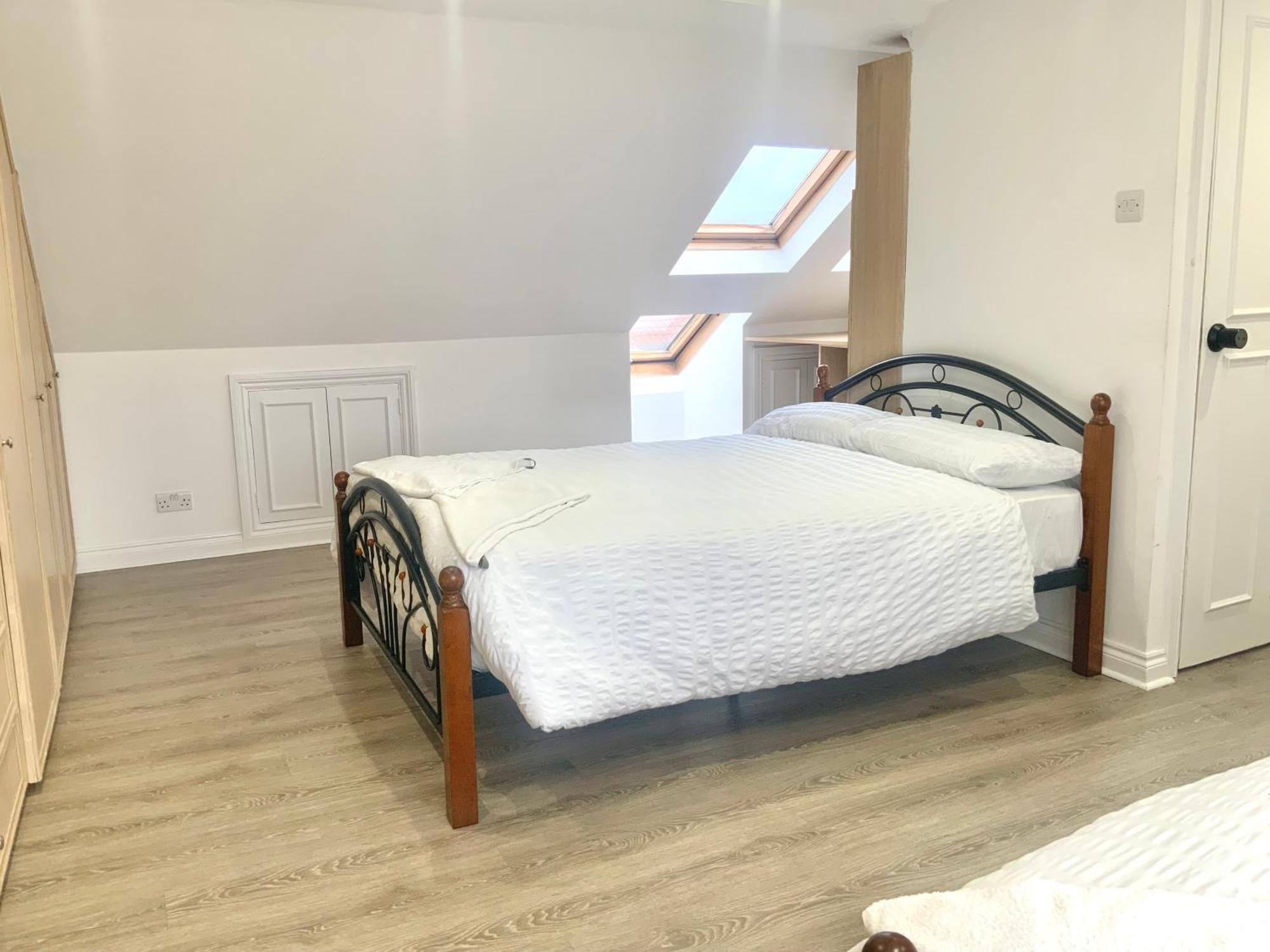The London En-Suite Илфорд Экстерьер фото