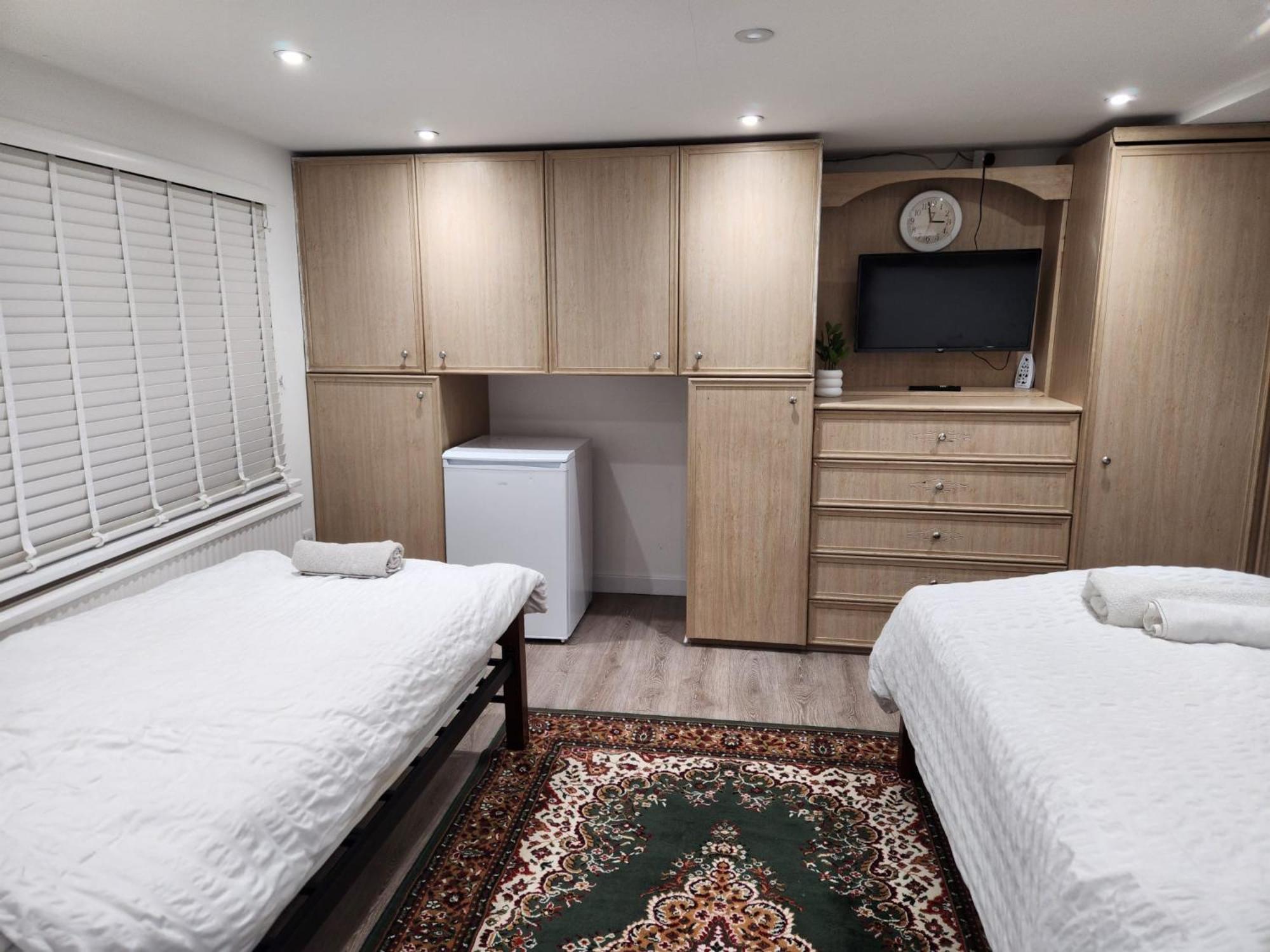 The London En-Suite Илфорд Экстерьер фото